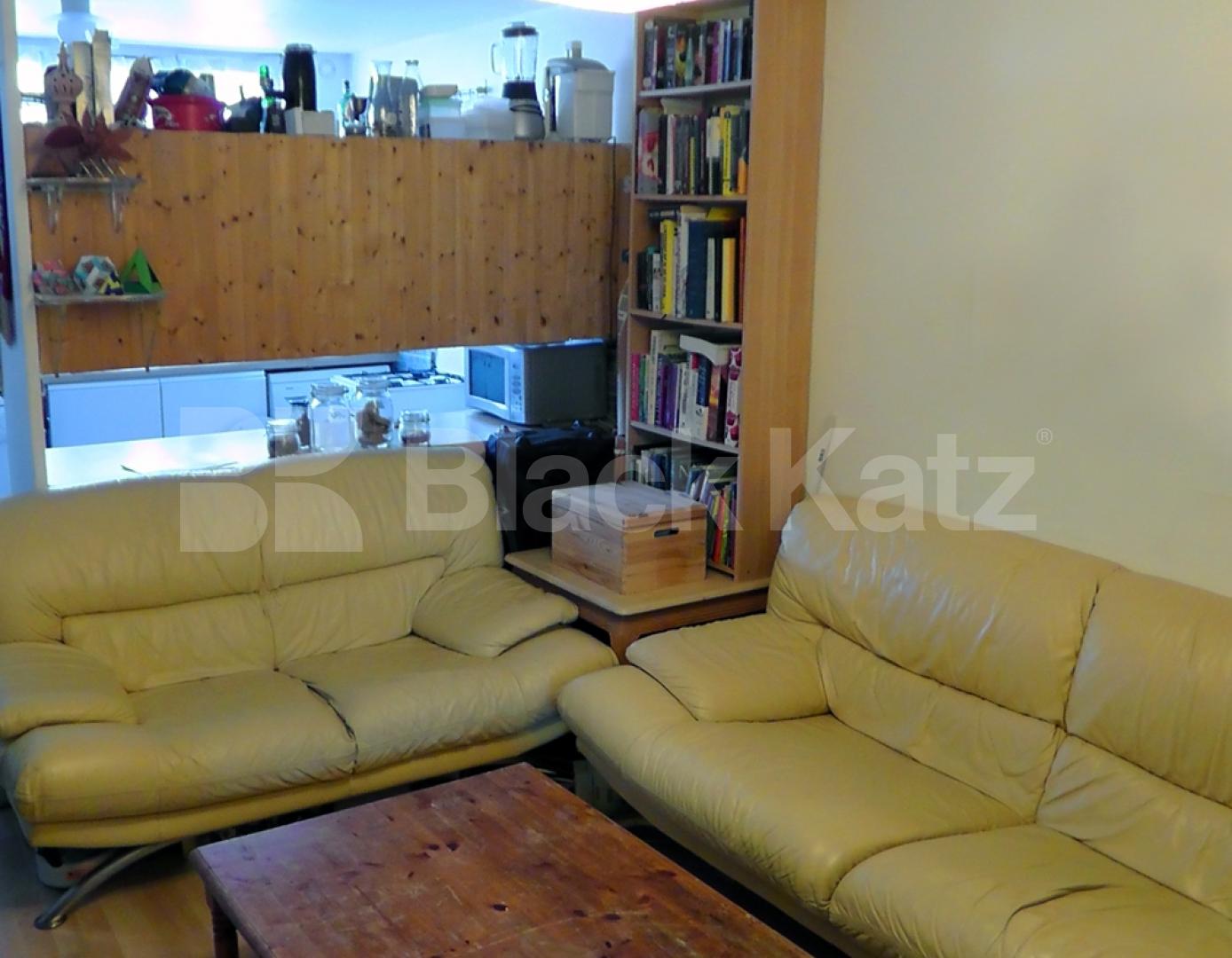 			NEW INSTRUCTION, 2 Bedroom, 1 bath, 1 reception Ground Floor Flat			 Halsmere Road, Camberwell